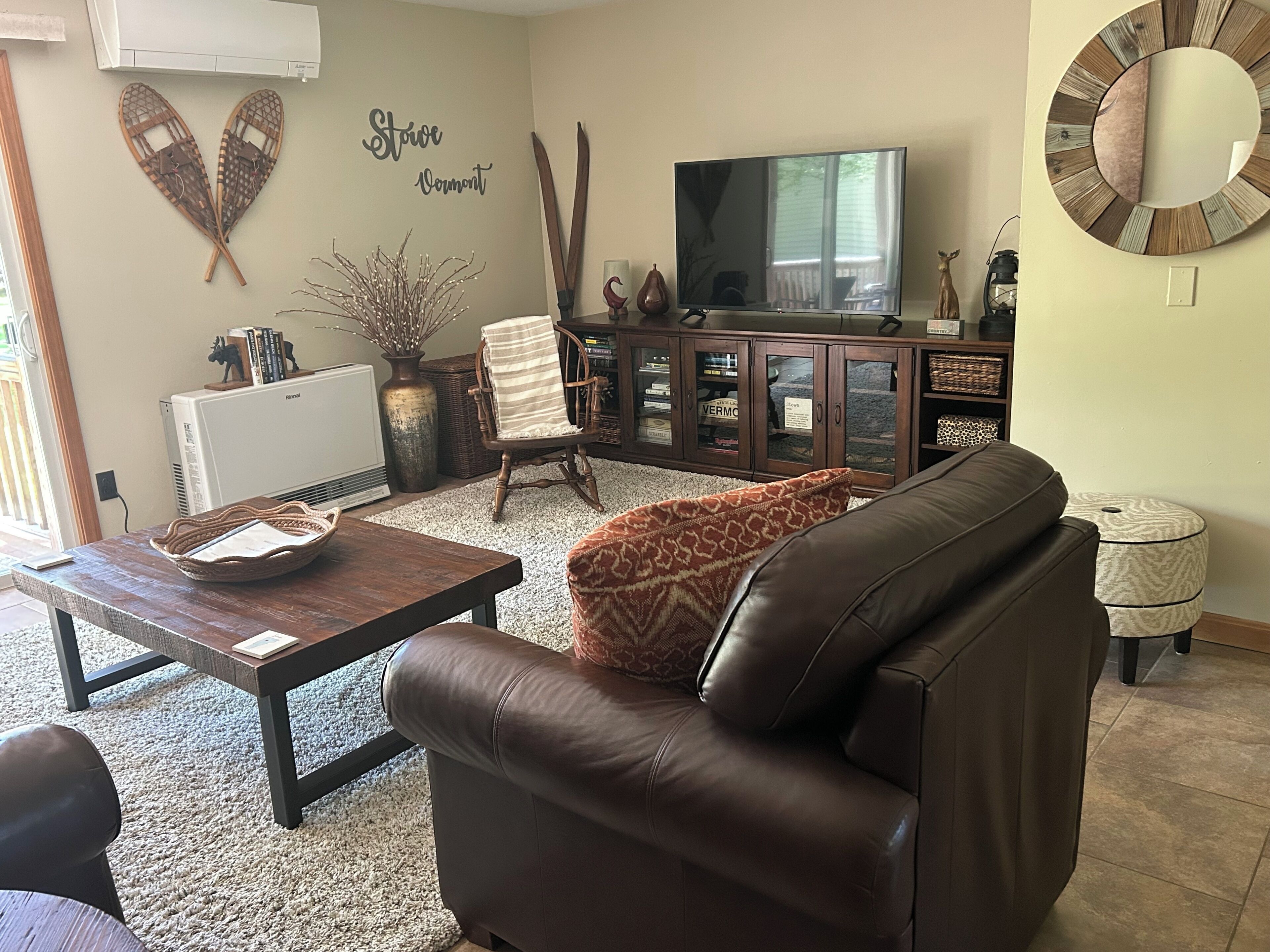 Smart TV, books, music library, stereo