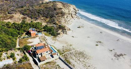 Strandvilla mit privatem Pool 3BR / 3. 5 BA am einsamen Strand