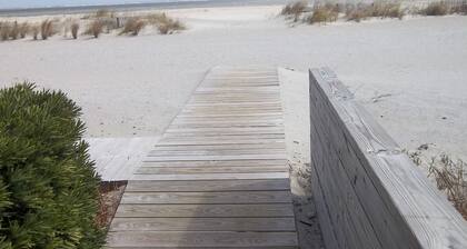 Fall days & nights still call for flip-flops at Hannah's Cabana....