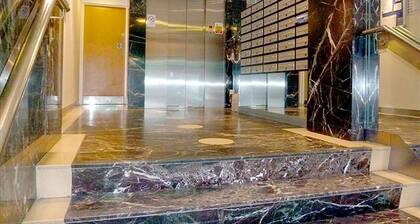 Wow! Elegant Central Fitzrovia W1: Middle of Tourist London. King Bed. Free Wifi