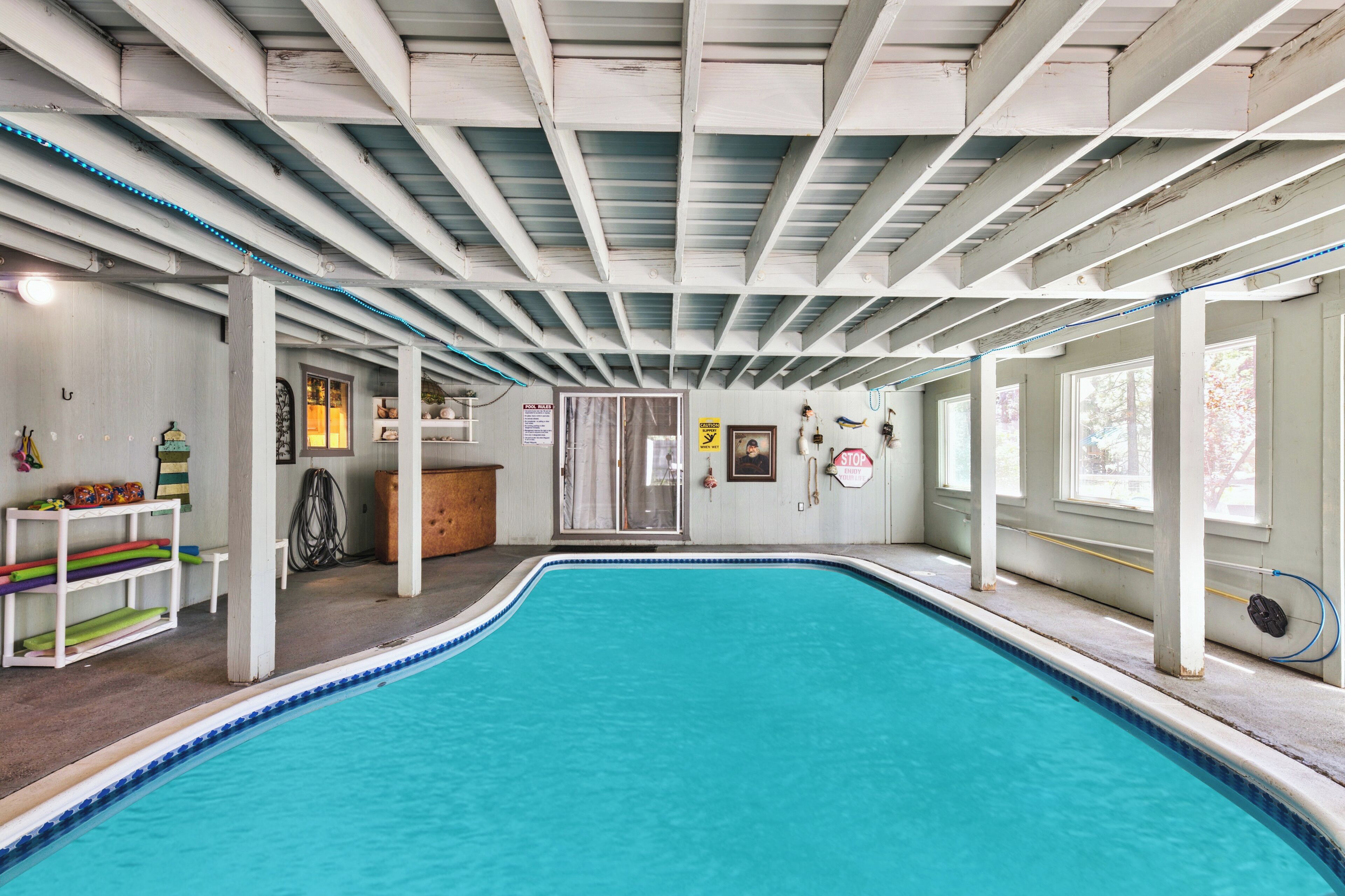 Udendørs pool, opvarmet pool