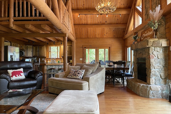 Welcome! Have the time of your life at The Overlook at Lake Lure!