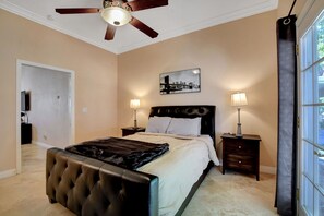 1 chambre, fer et planche Ă repasser, Wi-Fi gratuit, draps fournis