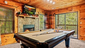 Game room - 🐾 EASY ACCESS 🐾 NO Crazy Roads 🐾 BEARS 🐾 5Minutes off Parkway 🐾DOLLYWOOD7Miles 🐾 (Sevierville)