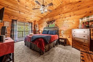 2 bedrooms, memory-foam beds, free WiFi, bed sheets