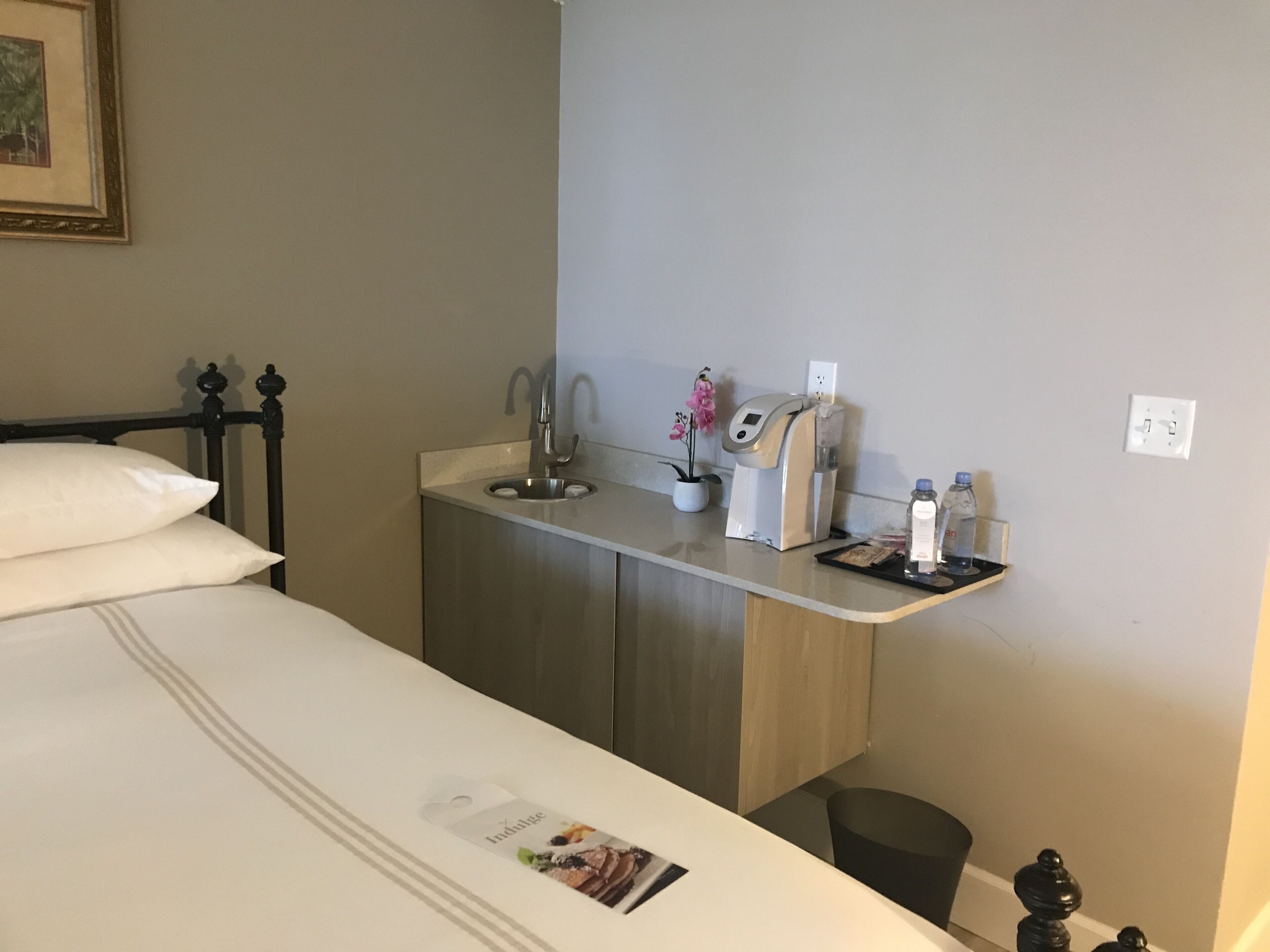 1 bedroom, in-room safe, desk, iron/ironing board