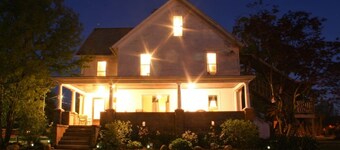 Stately Strip Home | Pets OK | Walk to Winery