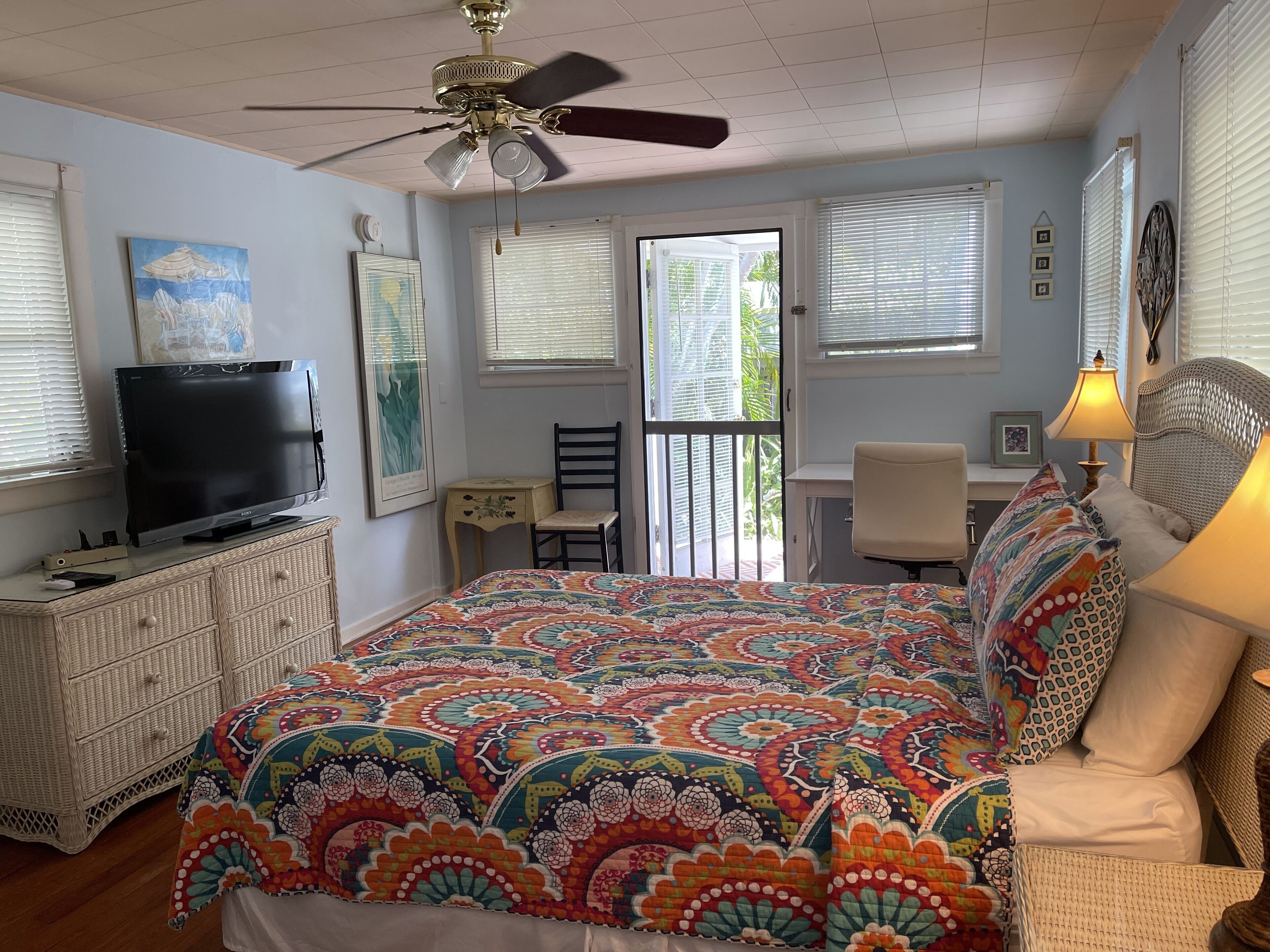 Summer Discounts-conch Republic Consul Cottage.-pool-historic District-parking - Key West, FL
