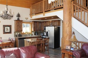 Interior - 5-Star Home; Unmatched View of Slopes, Rent for 7 Nights -- 10% discount (Brian Head)