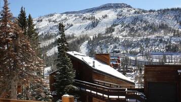 Enceinte de lâhĂ©bergement