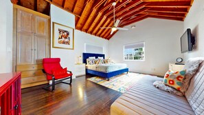 5 bedrooms, desk, iron/ironing board, travel cot