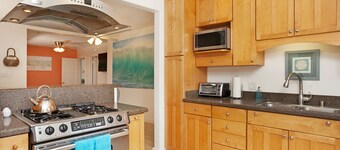 Walking distance to the beach! - Beach Dreams