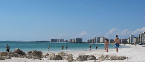 Beach nearby, sun-loungers, beach towels