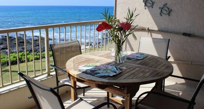 Ocean Front 2 BR Condo-ocean views from every room. 2nd floor Kona Reef "A" bldg