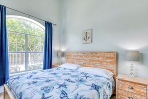 5 bedrooms, free WiFi, bed sheets