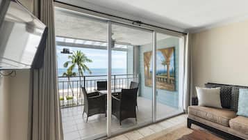 TV, books