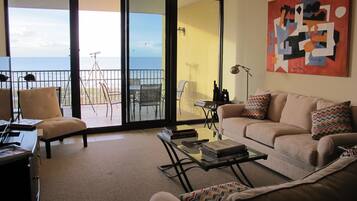 Smart TV, DVD player, table tennis, books