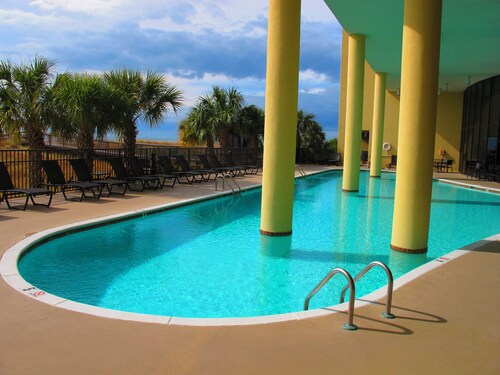 Beachfront, indoor/outdoor pools. Best view on Gulf Coast! NO FEES OF ANY TYPE. 