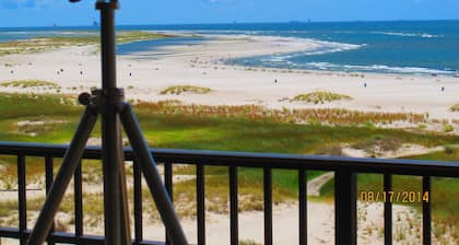 Beachfront, indoor/outdoor pools. Best view on Gulf Coast! NO FEES OF ANY TYPE.