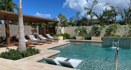 Prepare to be pampered! Golf, lagoon & ocean vista views at Tres Palmas Villa!