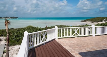 Astoundingly Pure and Blue Ocean View- Quiet and Serene Vacation Spot Awaits You