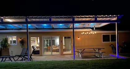 Casa de 5 dormitorios y 4 baños con piscina en el campo de golf 45 minutos a las Secuoyas gigantes