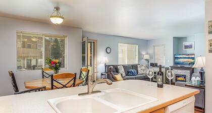Alpine Escape (2 Bed / 2 Bath)