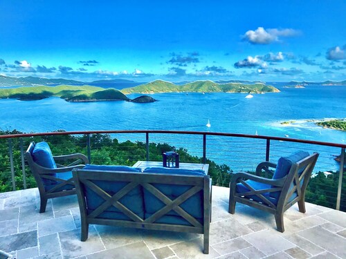 COUPLES RETREAT, HUGE OCEAN VIEWS, FREE KAYAKS & PADDLE BOARDS