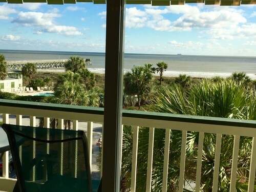 Isle of Palms - 3rd Floor Ocean Front with Private Balcony, Pool, and Pier 