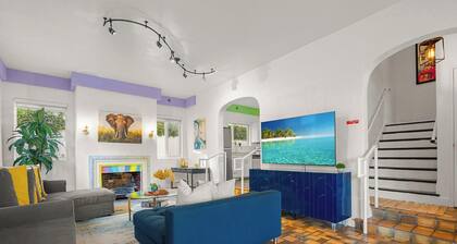COLORS THE BEST VACATION RENTAL ON THE BEACH!