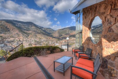 Relaxing Colorado Mountain Vacation Home