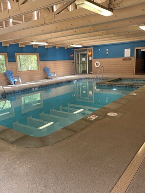 Piscine couverte, piscine chauffée