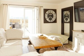 Smart-TV, Videospiele, DVD-Player, Videothek