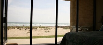 Beachfront Ground Floor - Steps to Beach with Unbelievable Views!!!   