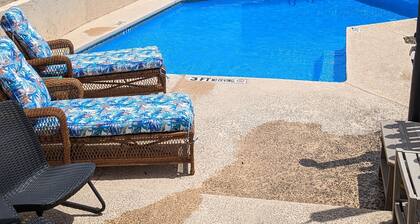 1/1 Cottage in the Dunes! PRIVATE POOL! Dog Friendly! Walk to Beach!