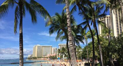 Komplett renovierte Eigentumswohnung mit kostenlosem Parkplatz und Hi-Speed WiFi