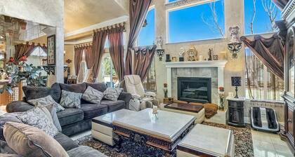 ULTRA LUXURY, 5,573SF, 5BR 2KS & 4QS Beds, 4BA, 3FP, Interquest & I-25 by AFA