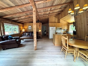 Interior - Fish, hunt or relax - Riverfront Cozy 2bd Cabin on Umpqua River fenced 1.5 acres (Scottsburg)