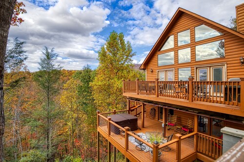 Feb 25-Mar 14, from $150/nt, Stunning Views, Private Decks, EZ parking, 3 EnSuite Bdrms