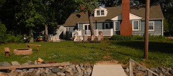Chester River Waterfront, Magnificent Views, Dock, Beach, close 2 town