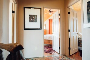 Interior - Blue Bird Farm Taos - Hotub/AC - Long/Short term (El Prado)