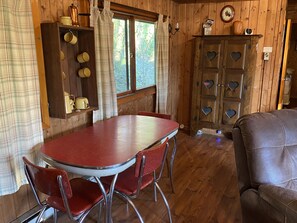 Dining - Secluded Mountain Cabin, Lakefront, Hiking, Fishing, Relaxing (Syria)