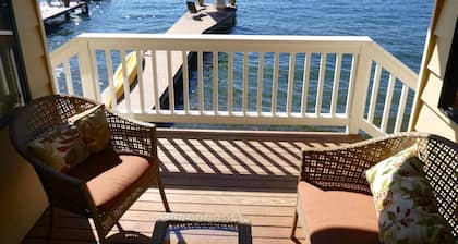 Tranquil Lake House, cerca de Seattle, Issaquah, Redmond