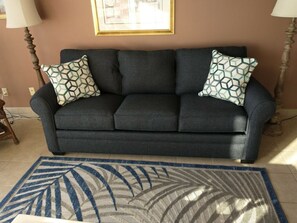 TV, books - Beachfront 4th Floor, Unbelievable Views!!! (South Padre Island)