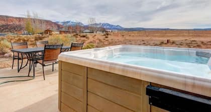 Private Pool! Private Hot Tub! Trailer Parking! Fire Pits! All on 2 Acres!