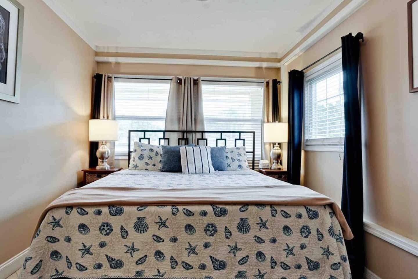 3 chambres, bureau, fer et planche à repasser, Wi-Fi gratuit