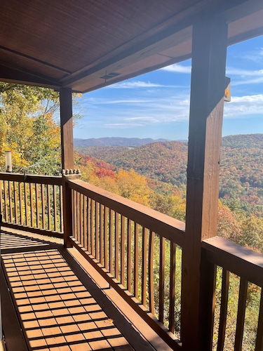 Mountain Top luxury cabin Cashiers Smokey Mountains NC USA