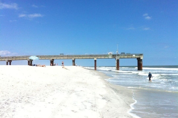 In StrandnĂ€he, StrandtĂŒcher