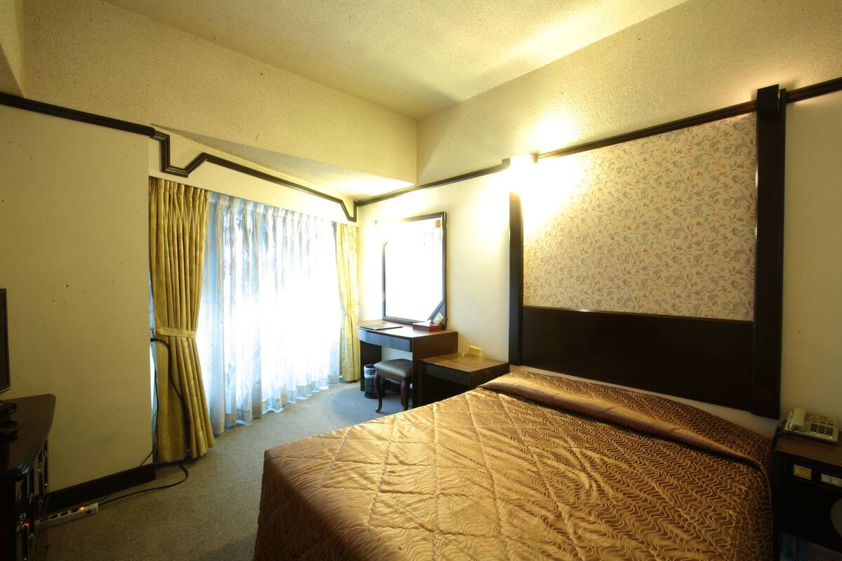 Luxury Double Room | Blackout curtains, free WiFi
