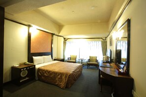 Superior Double Room | Blackout curtains, free WiFi